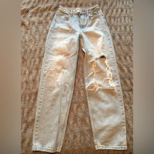 Urban Outfitters Mom Jeans